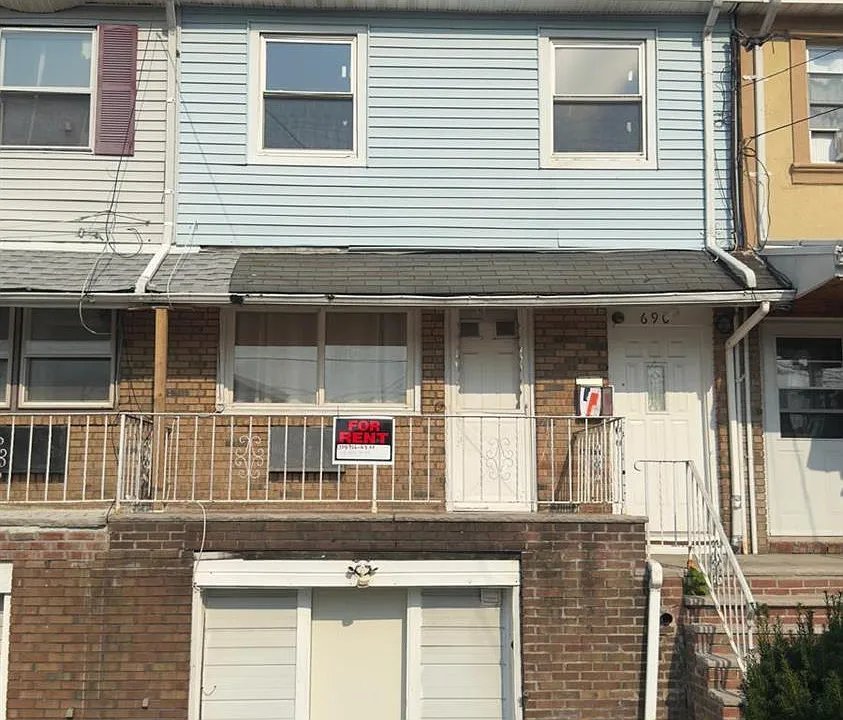 690 W Side Ave