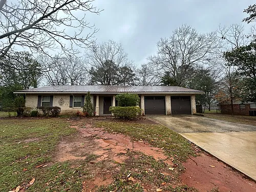 304 Briarhill Rd Photo 1