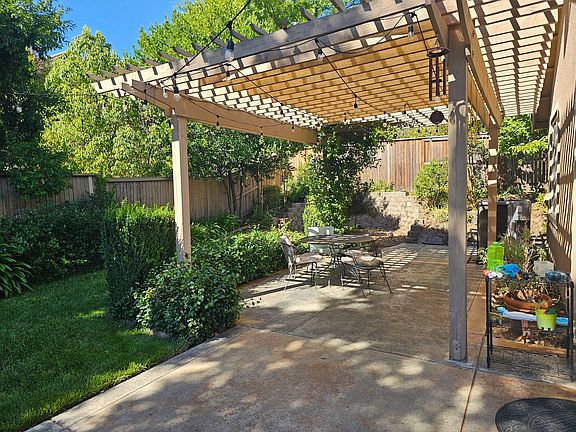 3rd image of 4206 Torrazzo Way