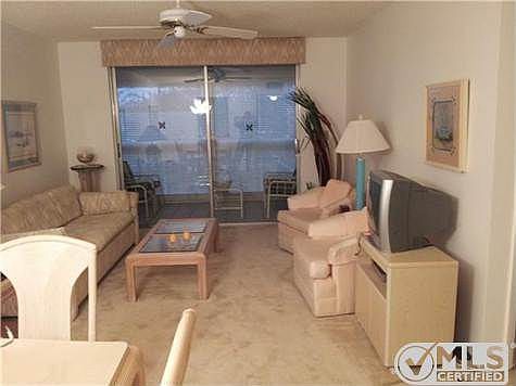 4th image of 6865 Huntington Ln APT 406