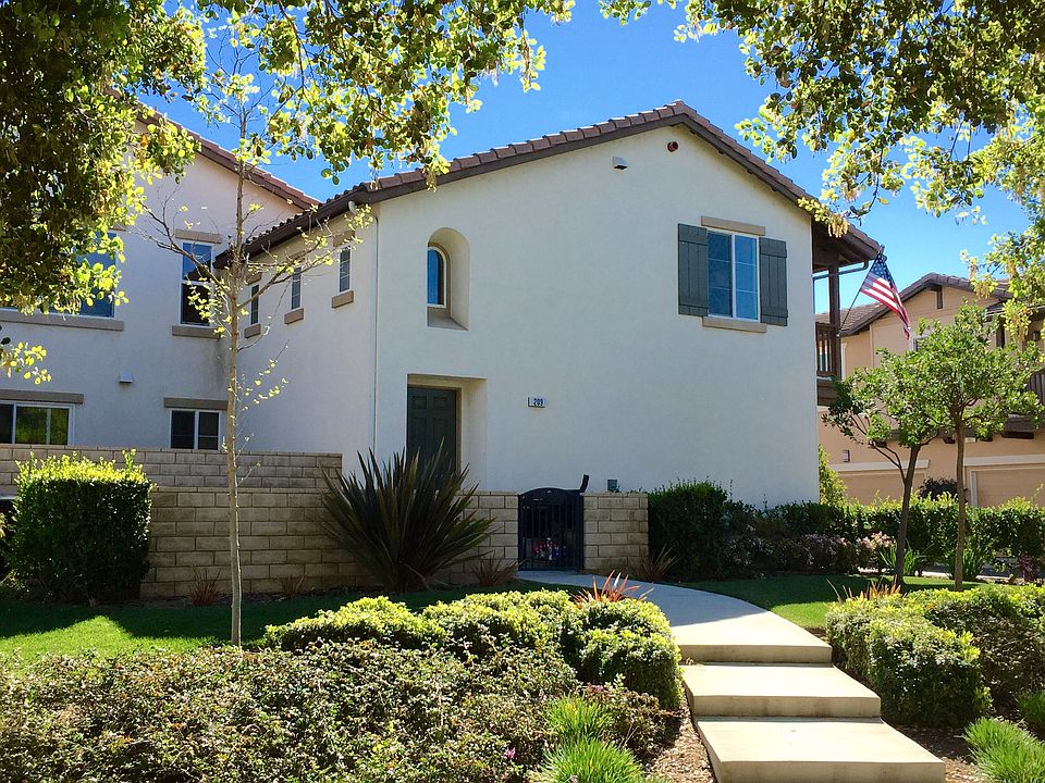 1st image of 209 Martindale Way