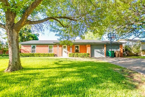 1st image of 2737 Erline Dr