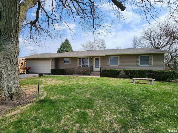 11127 Ridgewood Rd, Milan, IL 61264