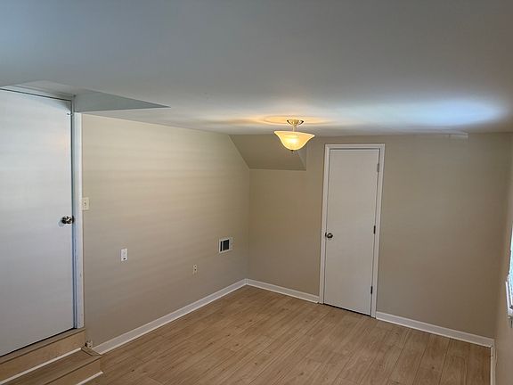 5th image of 1819 S Virginia Ave