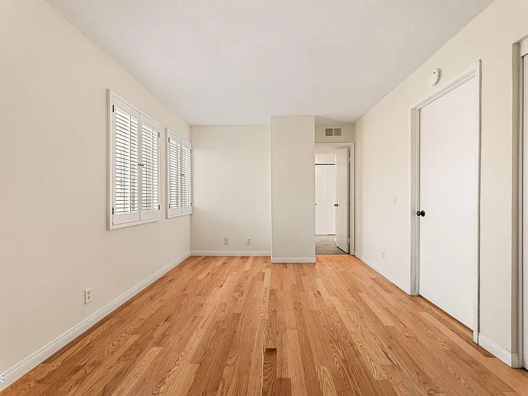 477 S Euclid Ave #477E — Photo 1