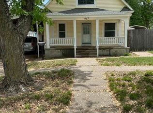 417 E 2nd St, Pratt, KS 67124