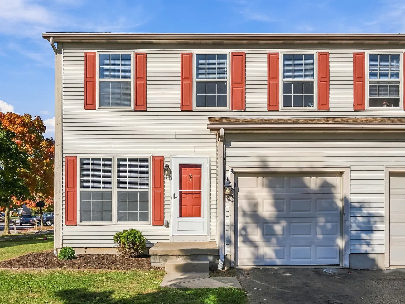 242 Richards Dr - 1 — Photo 2