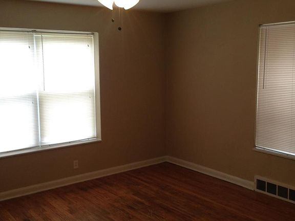 2nd image of 6967 Chippewa St APT 1W