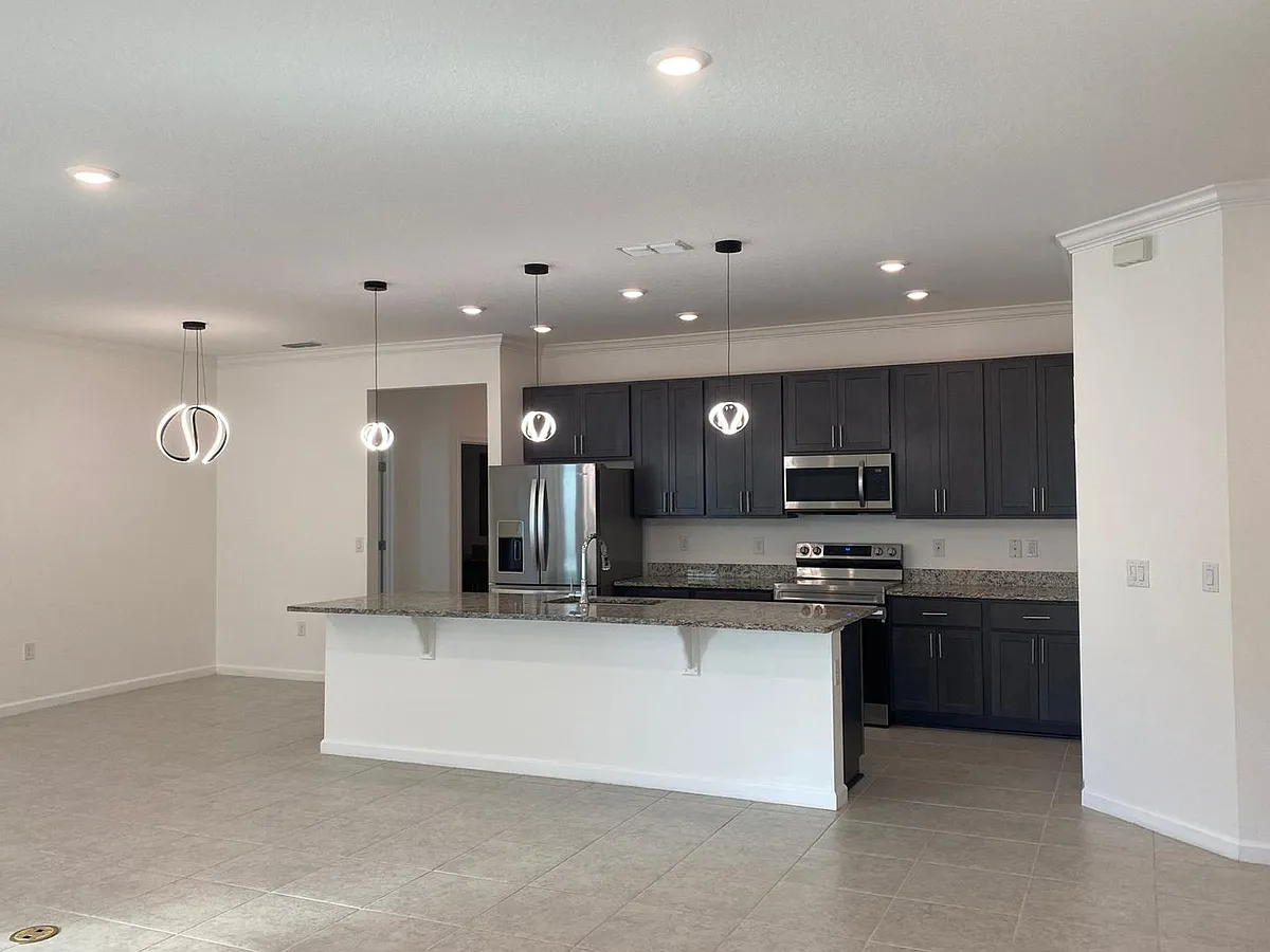 Building Photo - 50 Briarvue Ln