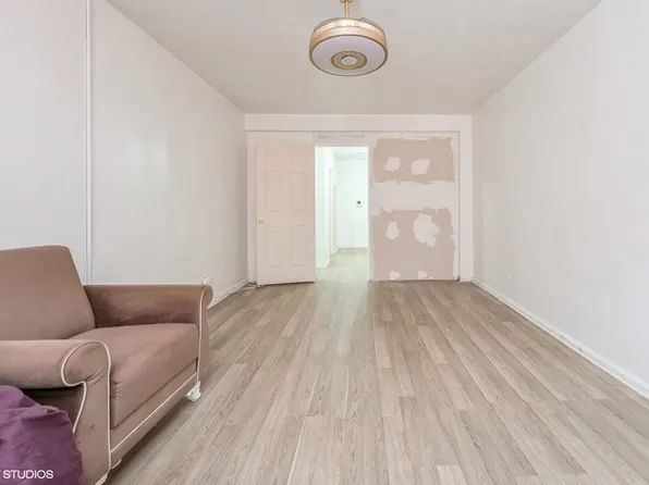 745 East 231st Street image 9 of 17