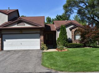 9221 Lake Pine Dr, Whitmore Lake, MI