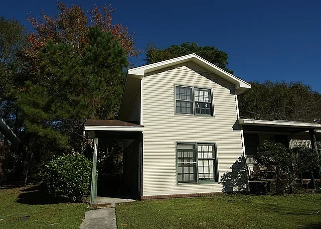 115 Roberta Dr #B — Photo 9