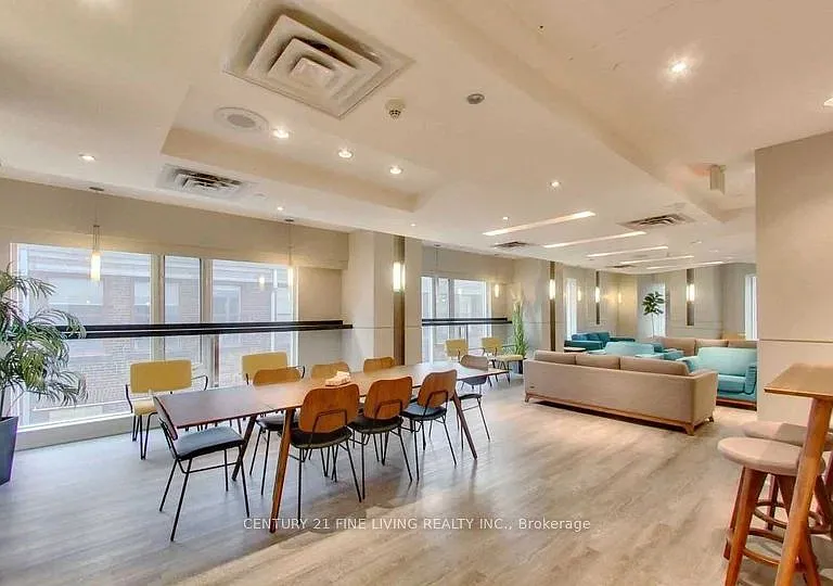 200 Victoria St #1317 — Photo 28