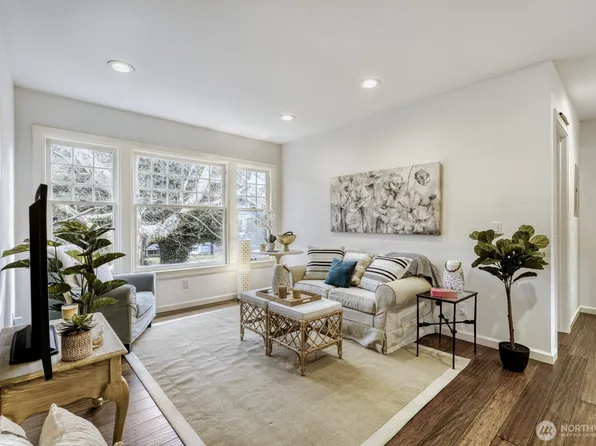 535 20th Avenue E #A204, Seattle, WA 98112