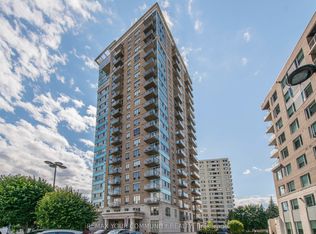 70 Landry St #802, Ottawa, ON K1L0A8