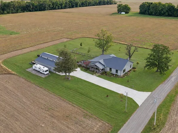 6607 E Red Rd, Vincennes, IN 47591