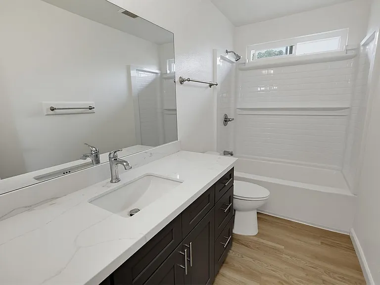 1724 Elm Ave #B — Photo 13