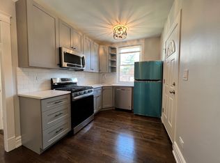 3949 N Hoyne Ave #1, Chicago, IL 60618