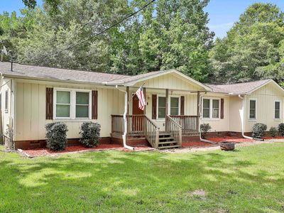 59 Red Ln, Gay, GA, 30218