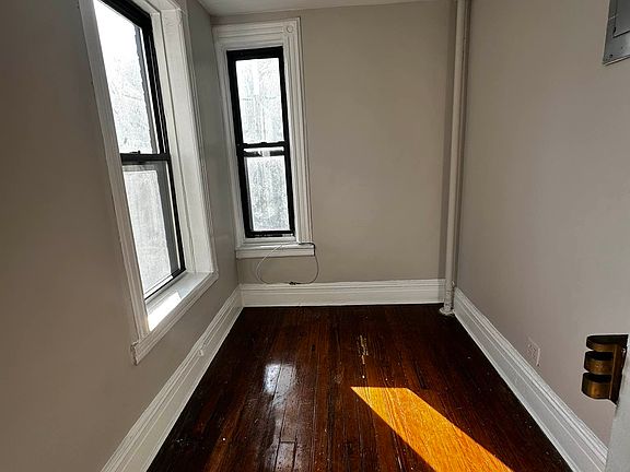 5th image of 233 E 77th St #A15