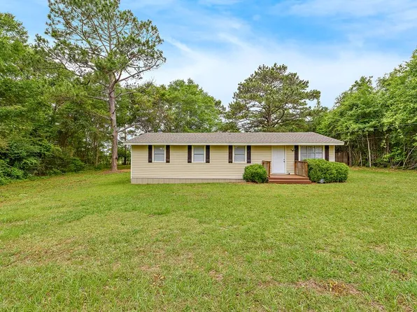 631 Chancellor St, Chancellor, AL 36316