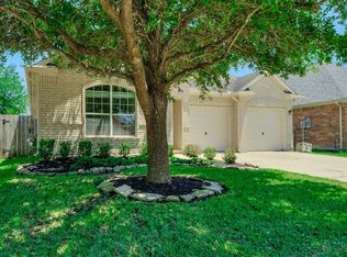 2713 Hidden Bay Ct, Pearland, TX 77584