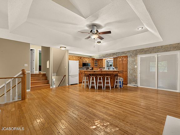 5th image of 1910 Brookgreen Dr