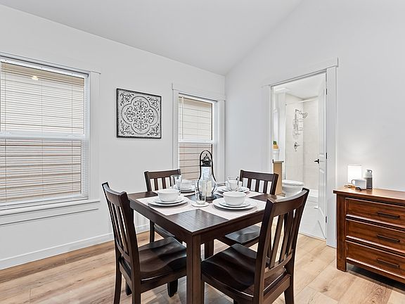 5th image of 3550 W Anderson St #3550