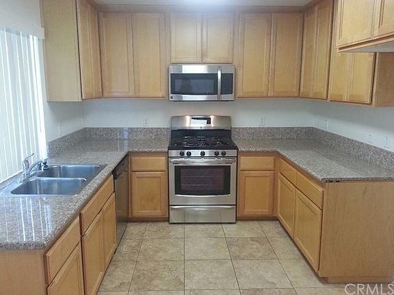 4th image of 508 N Poe St #A