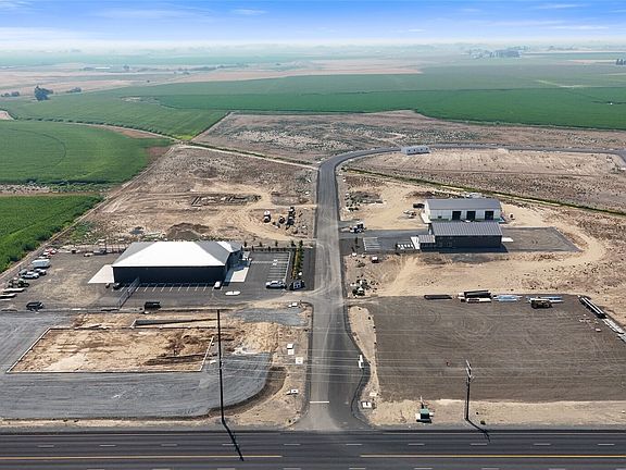 4th image of 205 Legacy Lane