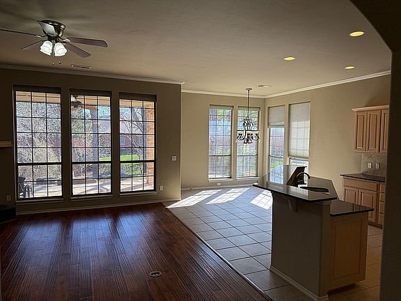 5th image of 2802 Coldbrook Ln