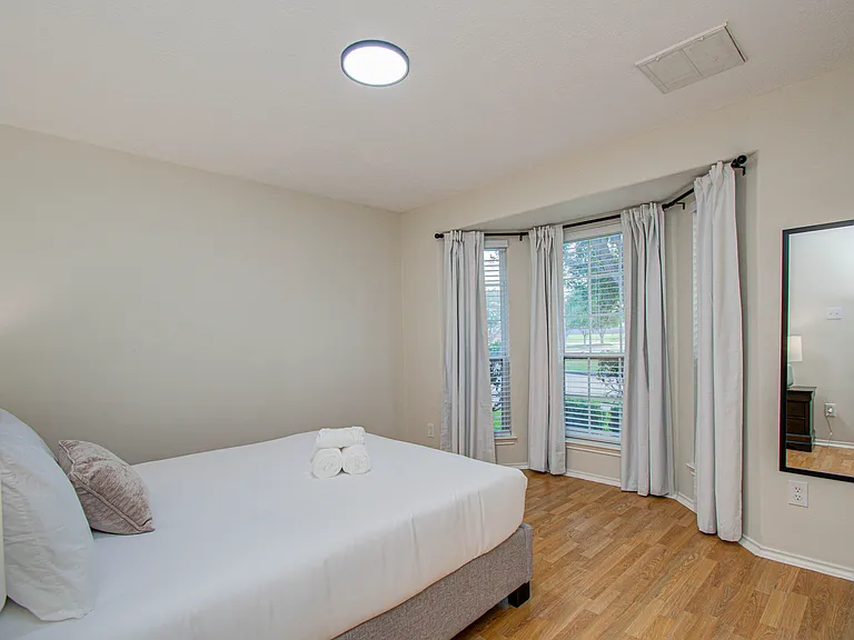 7211 Crescent Mills Dr — Photo 31