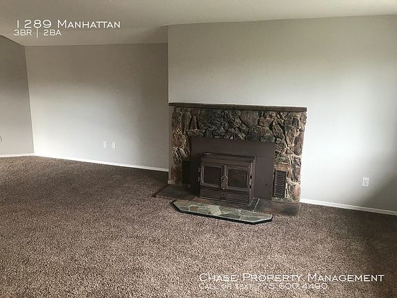 2nd image of 1289 Manhattan Way