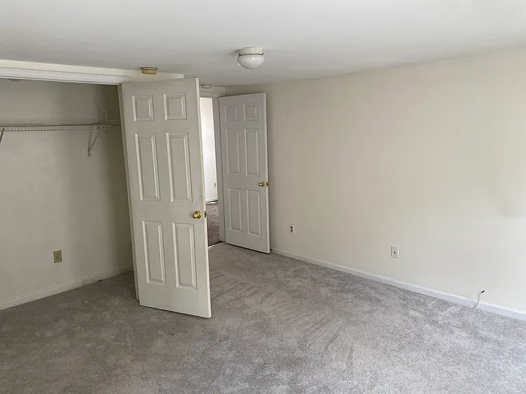 29 S Melcher St #2 — Photo 2