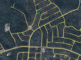 12 Alhambra Dr, Chipley, FL 32428