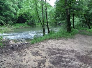 Twin Bridge Rd, Deer lodge, TN 37726