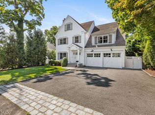 71 West Ave, Darien, CT 06820