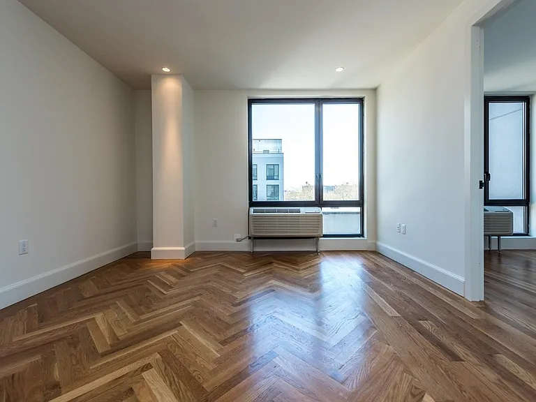1 Duffield St #582 — Photo 4