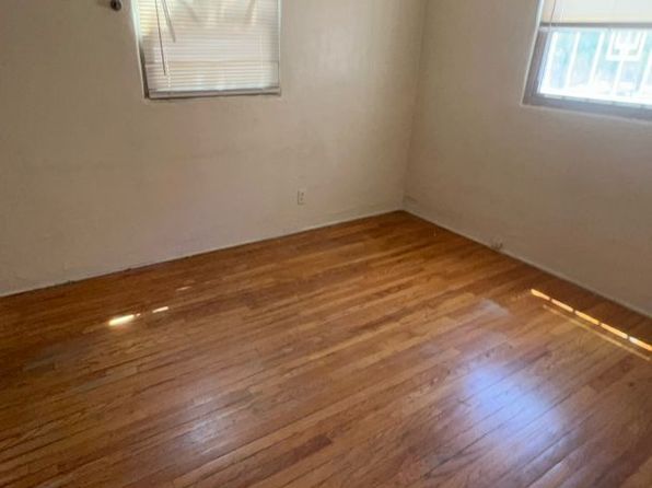 1217-1223 Dr Martin Luther King Jr Ave NE #1219