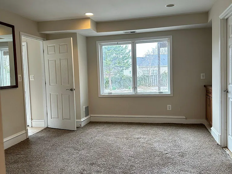 9206 Hambletonian Pl — Photo 11