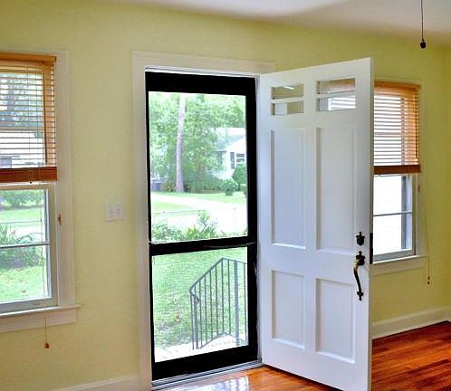 4th image of 4726 Yerkes St
