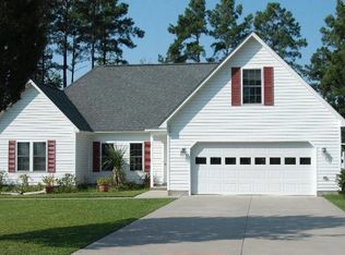 110 Cedarwood Dr, Havelock, NC 28532