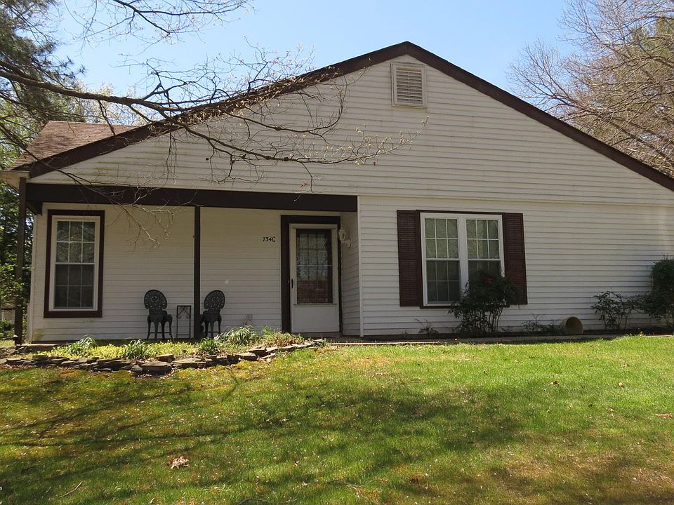 1st image of 734C Chatham Ln #C