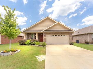 815 Clover Ave, Odenville, AL 35120