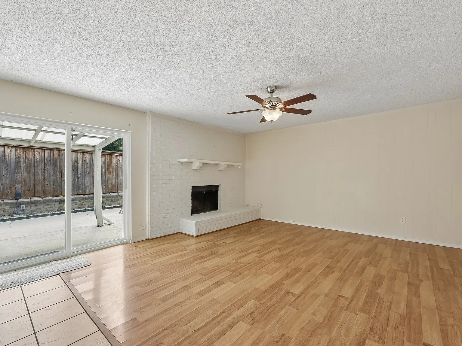 2604 Winding Creek Drive — Photo 4