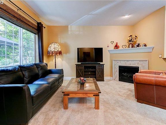 5th image of 1142 SE Highfield Ave