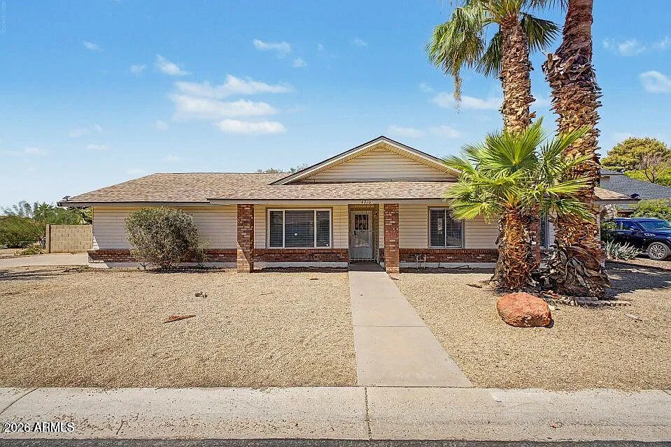3 bed, 2.0 bath, 1443 sqft, $1,895 — Photo 1