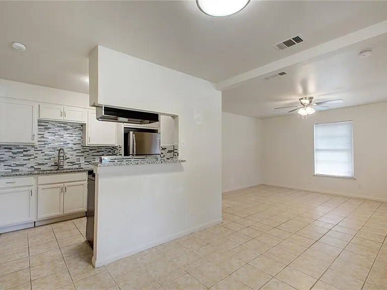 7909 Lazy Ln #A — Photo 9
