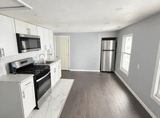 16 Daggett St #2, New Haven, CT 06519