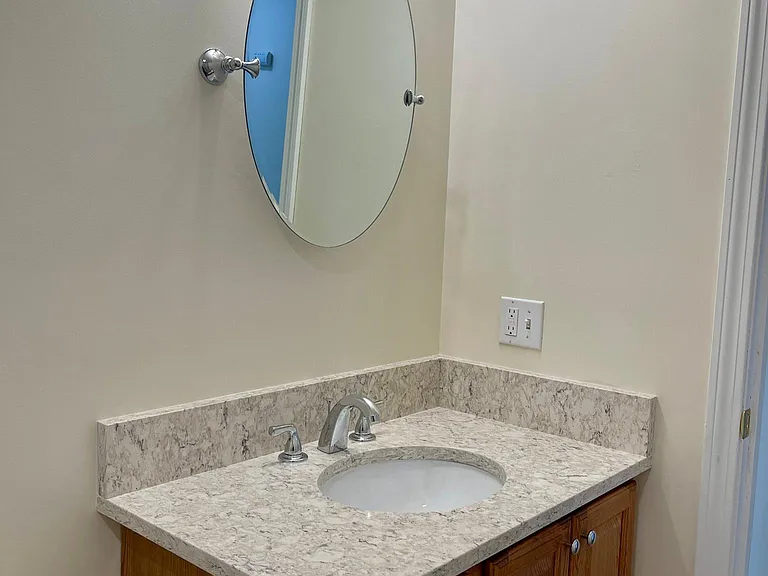 7 Prospect Ave #R — Photo 18